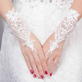 Новые короткие свадебные перчатки из белого кружева длиной до запястья, украшенные бисером, женские прозрачные перчатки для свадебной вечеринки Guantes Transparentes  5